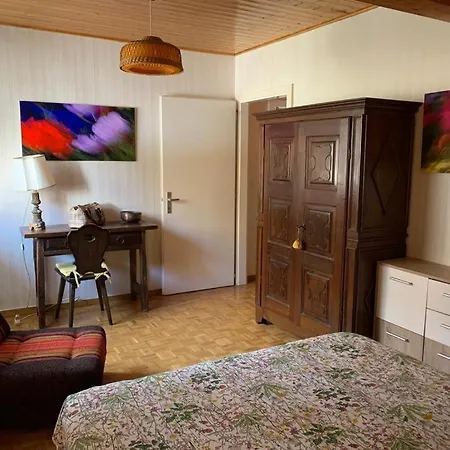 Montana Spacious 80m2 With Stunning View & Bus Stop Outside Lägenhet