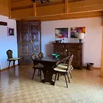 Montana Spacious 80m2 With Stunning View & Bus Stop Outside Апартаменты Кран-Монтана